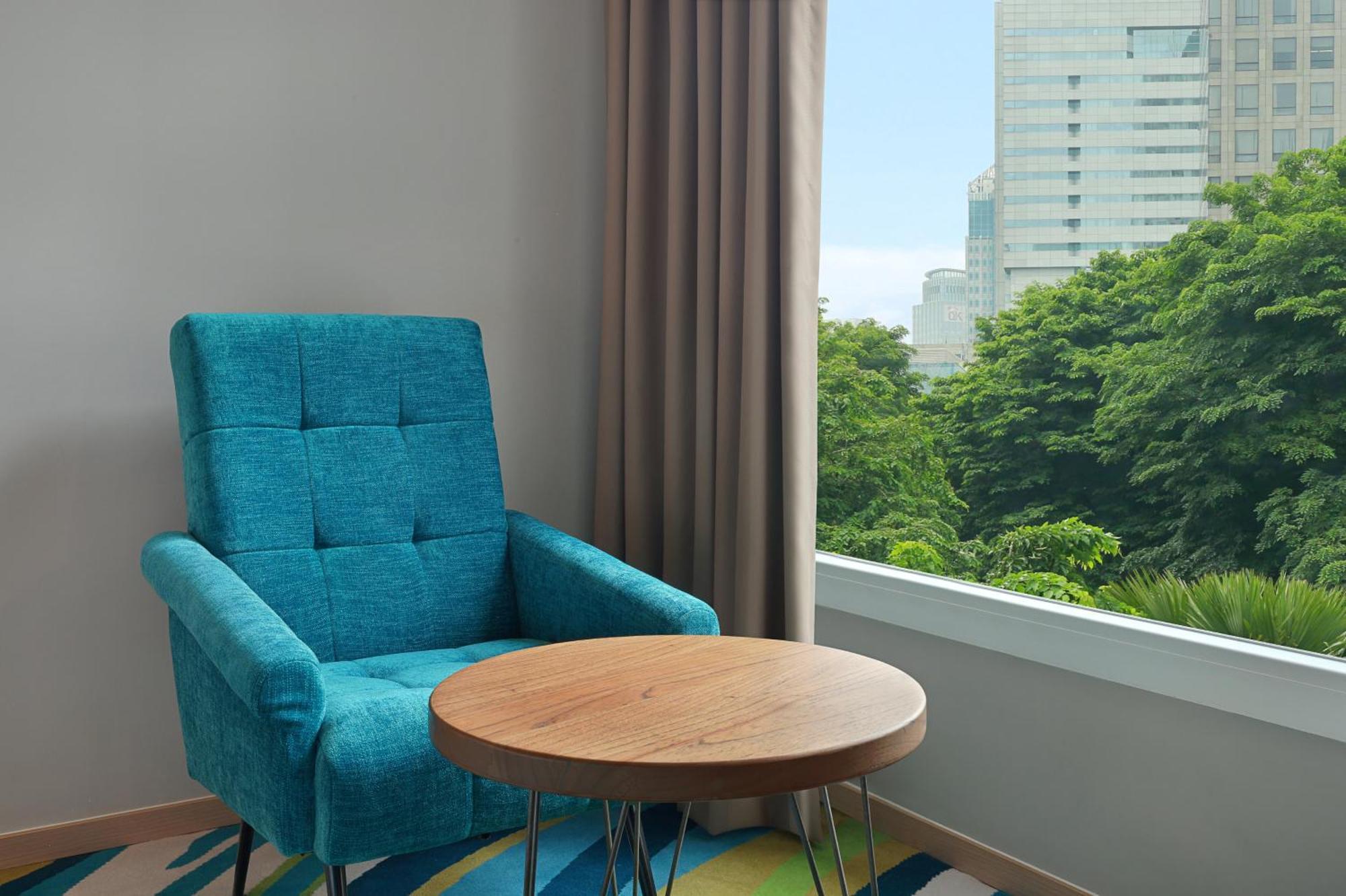 Holiday Inn Express Jakarta Wahid Hasyim By Ihg Exteriör bild