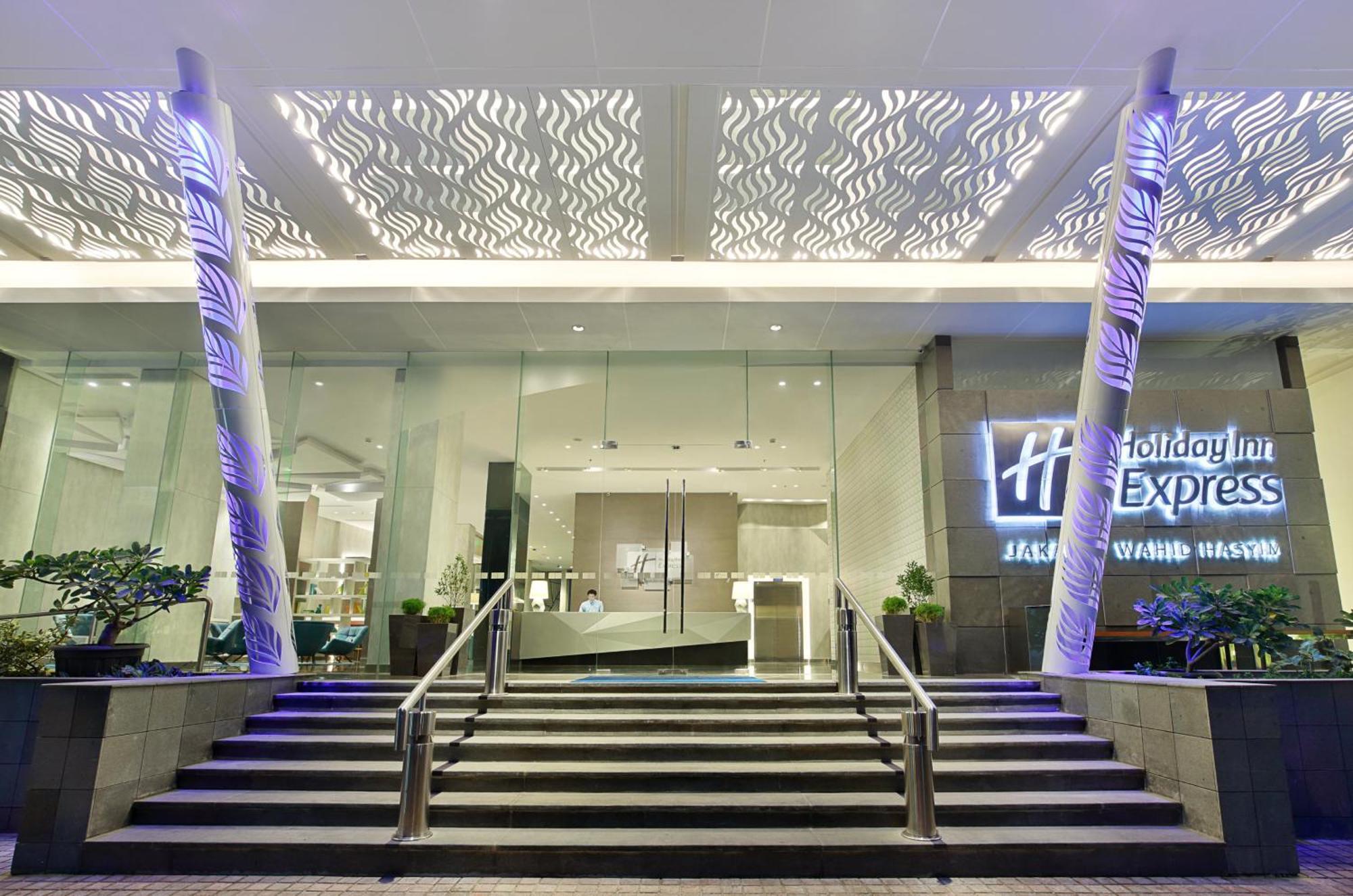 Holiday Inn Express Jakarta Wahid Hasyim By Ihg Exteriör bild